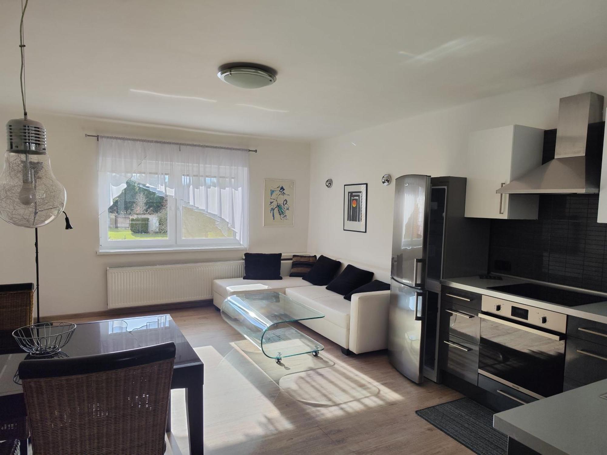 Apartman Ptice Esterno foto