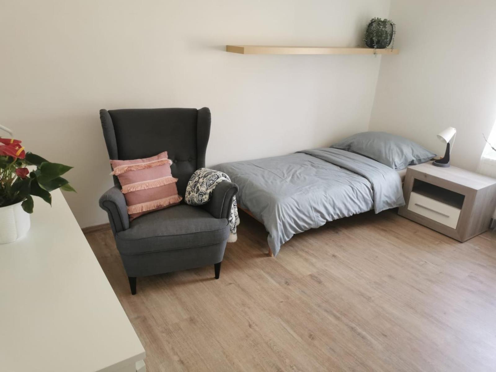Apartman Ptice Esterno foto